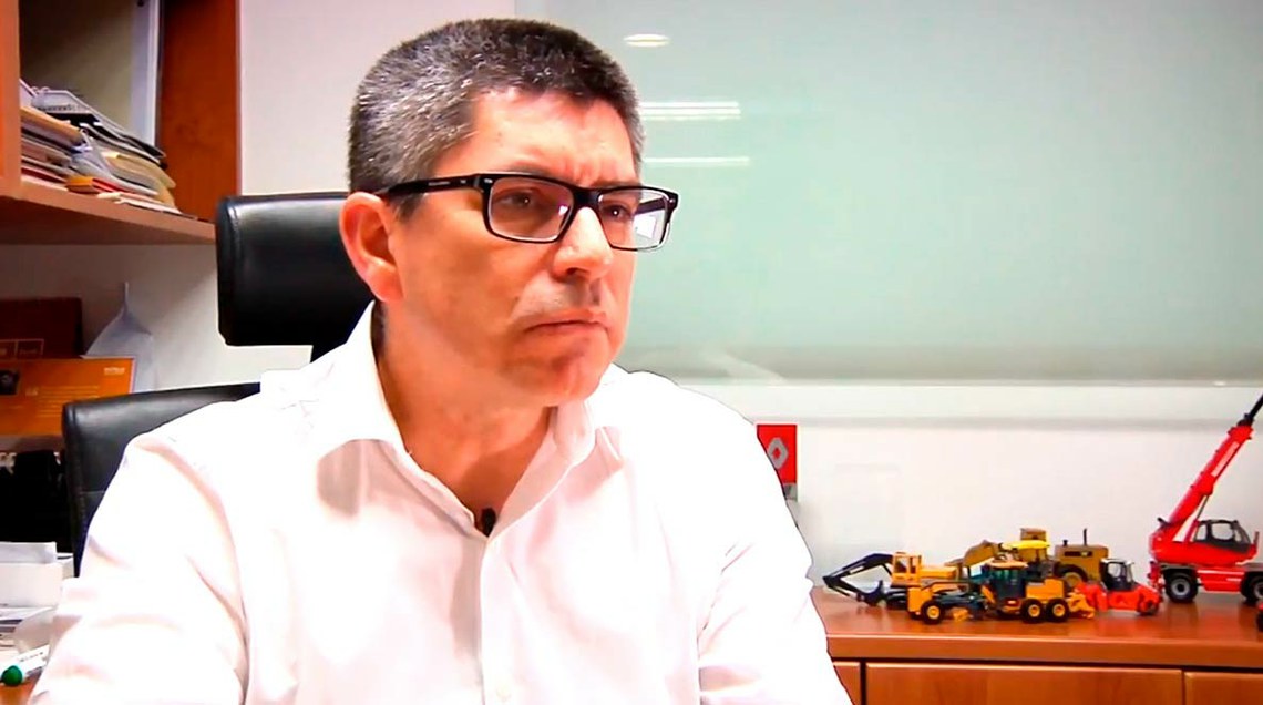 Carlos Albinagorta, Manažer zařízení a logistiky - GyM